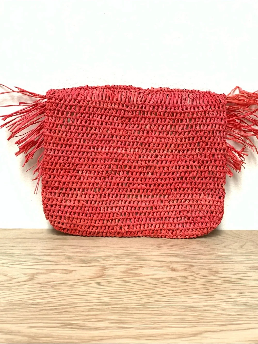 Mar y Sol Coral Raffia Crochet Fringe Clutch Handmade Woven Envelope Purse